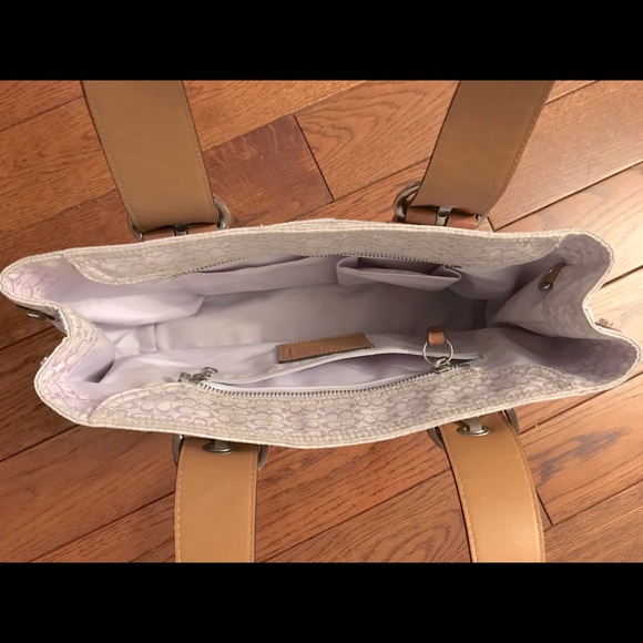 Coach shoulder bag - Picture 3 of 3